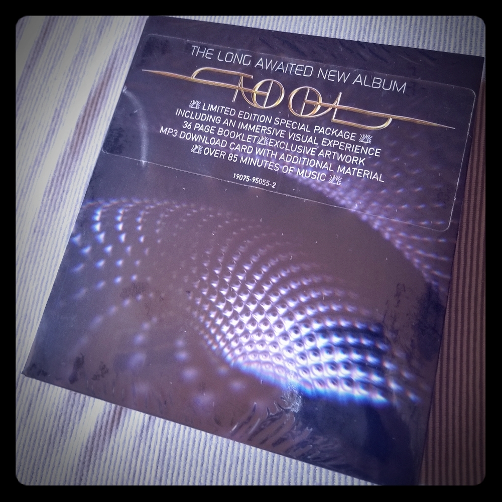 Tool fear inoculum limited edition cd